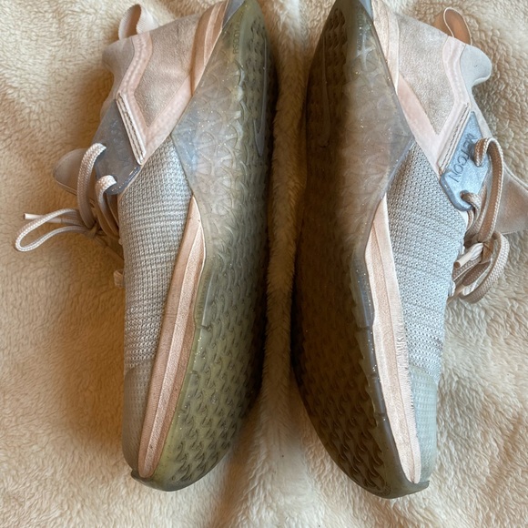 Nike womens metcon 3 flyknit lifting shoes echo pink/silver size 8 - Picture 7 of 7